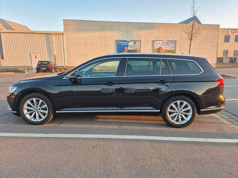 Używany VW Passat Trendline 150 KM (110 kW) 2016 Czarny Kombi