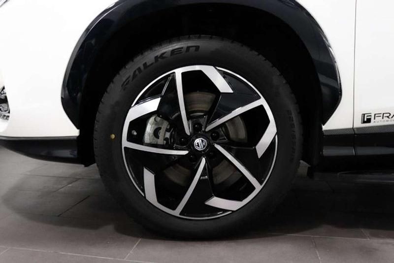 Gebraucht MG HS Luxury 272 PS (200 kW) 2025 Pearl white (weiß) SUV