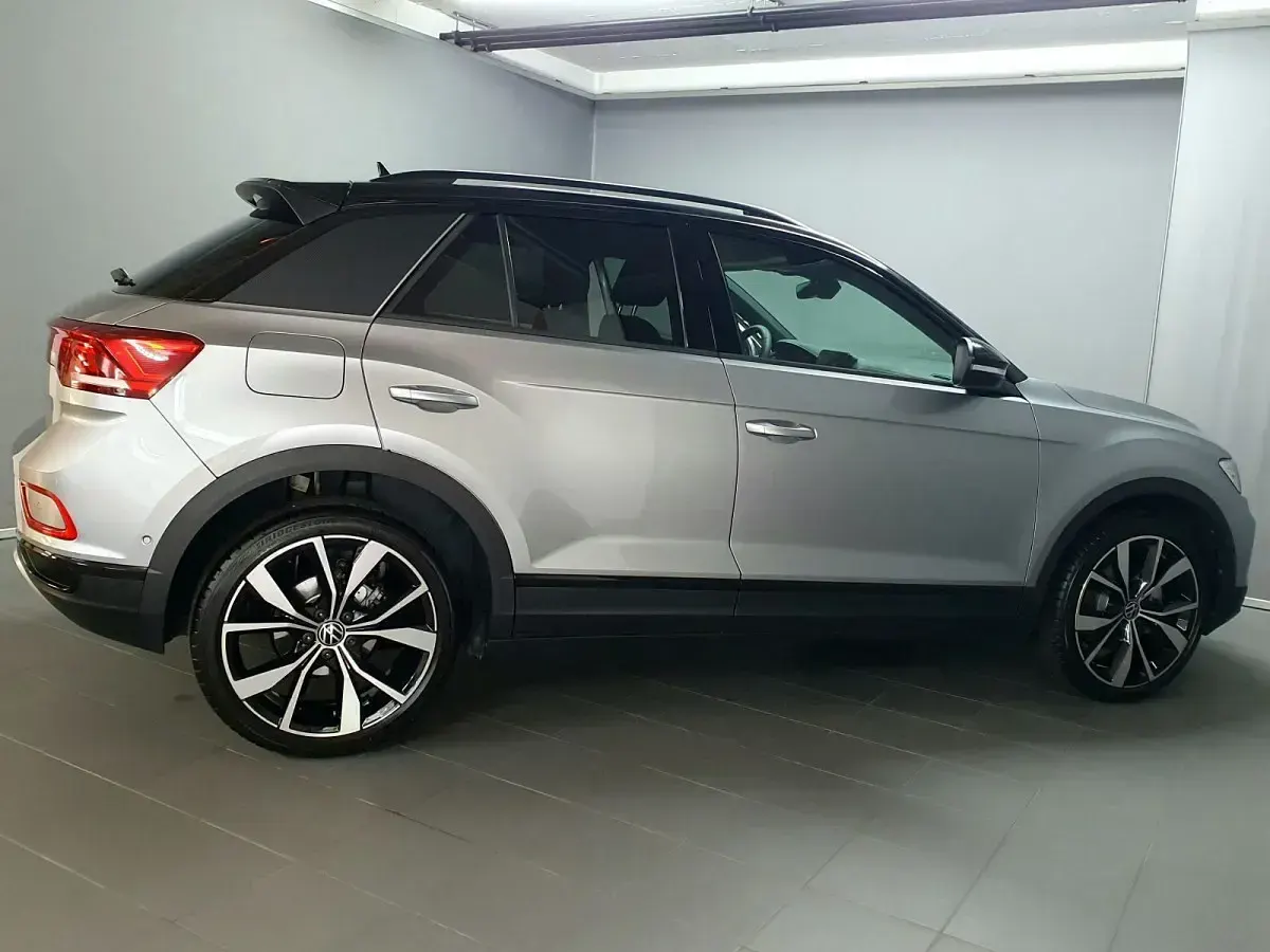 Gebraucht VW T-Roc 150 PS (110 kW) 2025 SUV