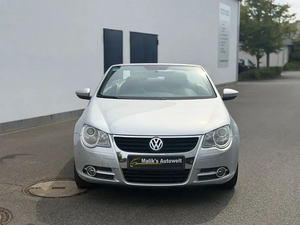 Gebraucht VW Eos 122 PS (89 kW) 2010 Silber Cabrio