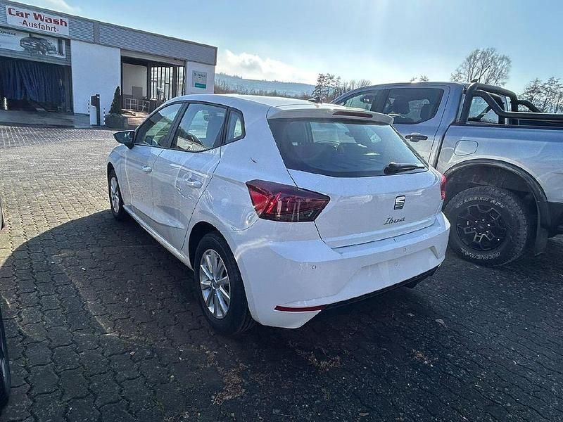 Neu Seat Ibiza Reference 80 PS (58 kW) 2026 Weiß Kleinwagen