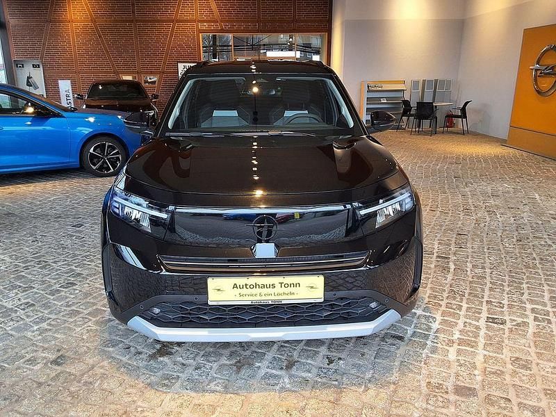Neu Opel Frontera 83 kW (113 PS) 2025 Schwarz SUV