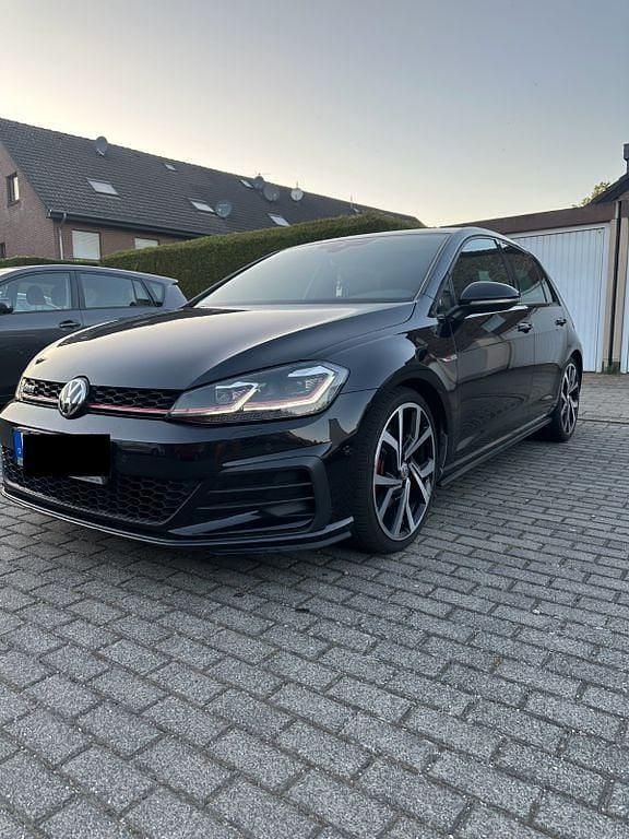 Gebraucht VW Golf VII GTI 230 PS (169 kW) 2018 Schwarz Limousine