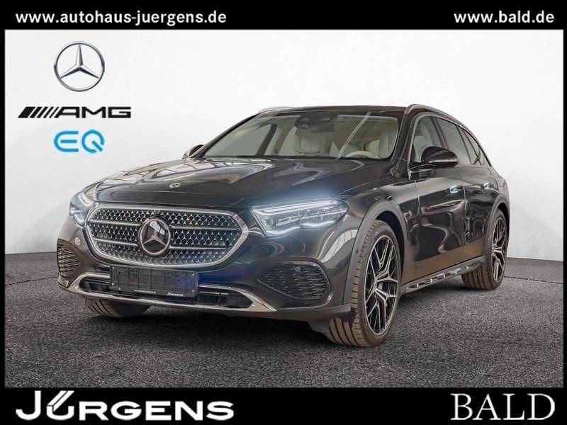 Metalliclack obsidianschwarz Gebraucht 2025 Mercedes E450 AMG Kombi | 88.690 € (Fairer Preis) - Bild 1/4
