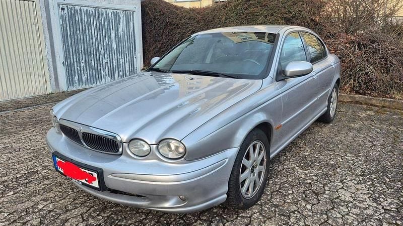 Gebraucht Jaguar X-type 156 PS (114 kW) 2003 Silber Limousine