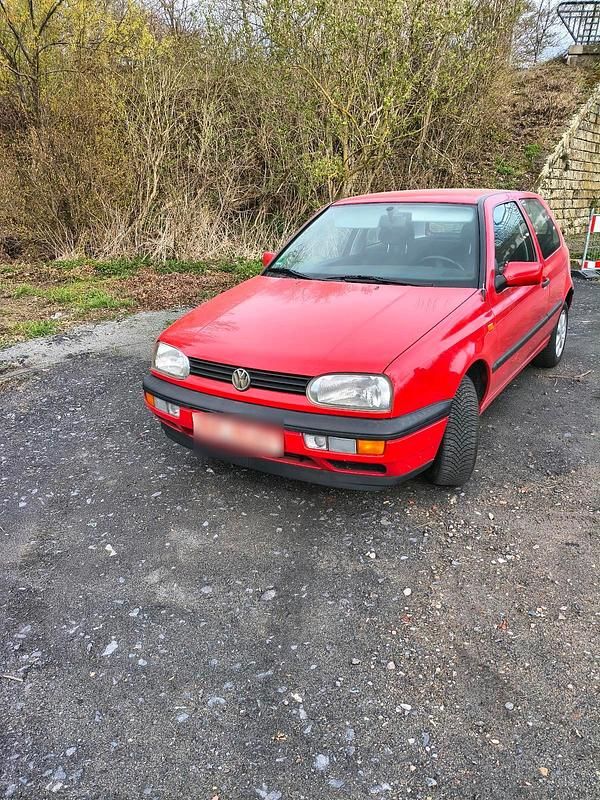 Gebraucht VW Golf III 75 PS (55 kW) 1993 Rot Limousine