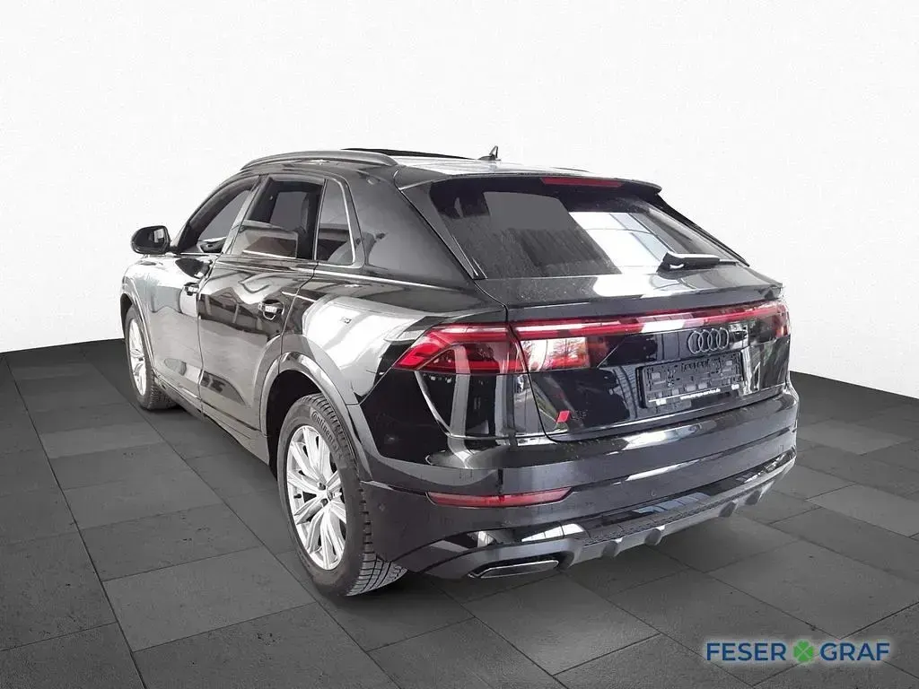 Gebraucht Audi Q8 Ambiente 286 PS (210 kW) 2025 Mythosschwarz metallic SUV