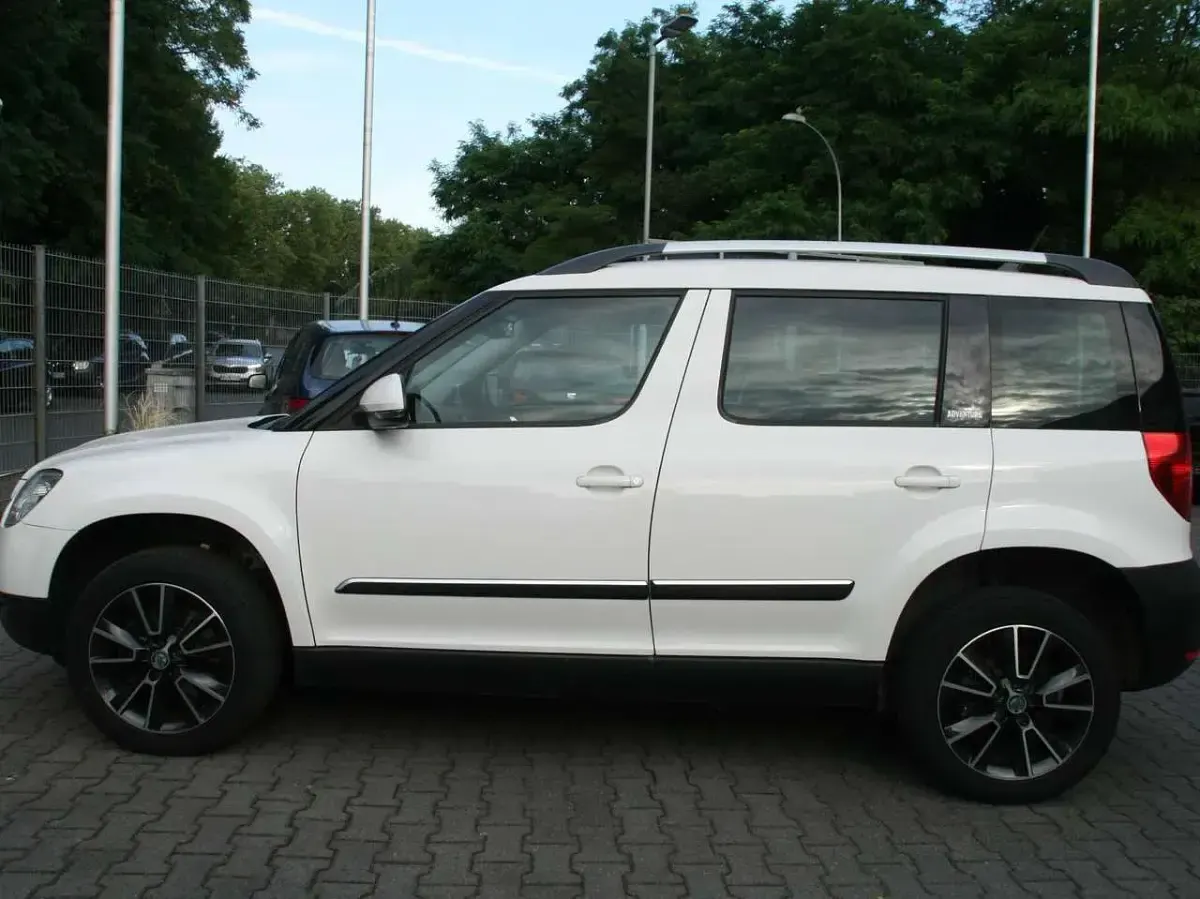 Gebraucht Skoda Yeti Adventure 170 PS (125 kW) 2013 Candyweiss SUV