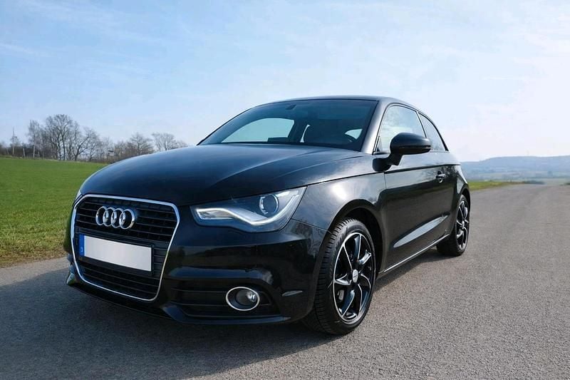 Second-hand Audi A1 Ambition 122 CP (89 kW) 2013 Negru Hatchback
