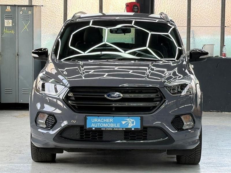Gebraucht Ford Kuga ST-Line 179 PS (131 kW) 2019 Grau SUV