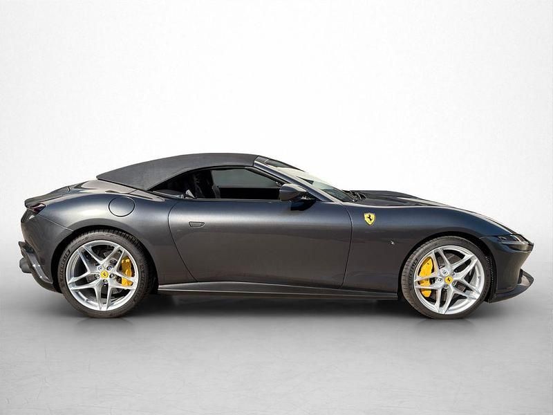 Gebraucht Ferrari Roma 620 PS (456 kW) 2024 Grau Cabrio