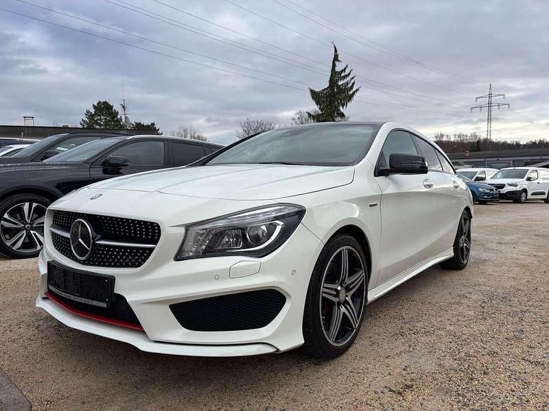 Calcitweiss/zirrusweiss Gebraucht 2015 Mercedes 250 AMG Kombi | 20.850 € (Fairer Preis) - Bild 1/4