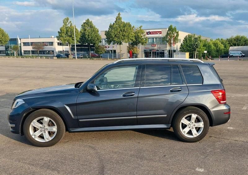 Gebraucht Mercedes GLK220 170 PS (125 kW) 2014 Andere farben SUV