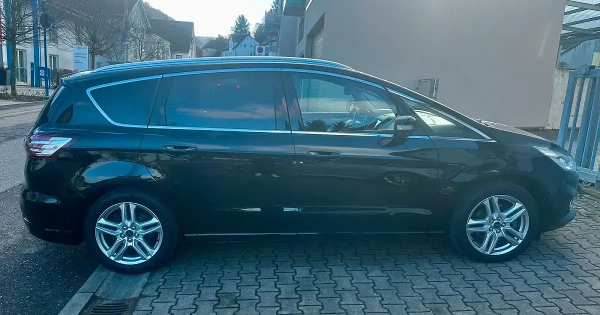Occasion Ford S-MAX Titanium 150 ch (110 kW) 2016 Noir Monospace