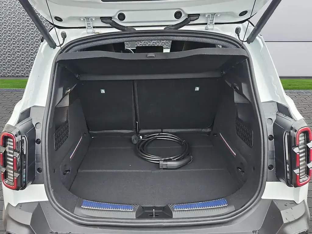 Nouvelle Renault 4 E-Tech Iconic 110 kW (150 ch) 2026 Blanc SUV