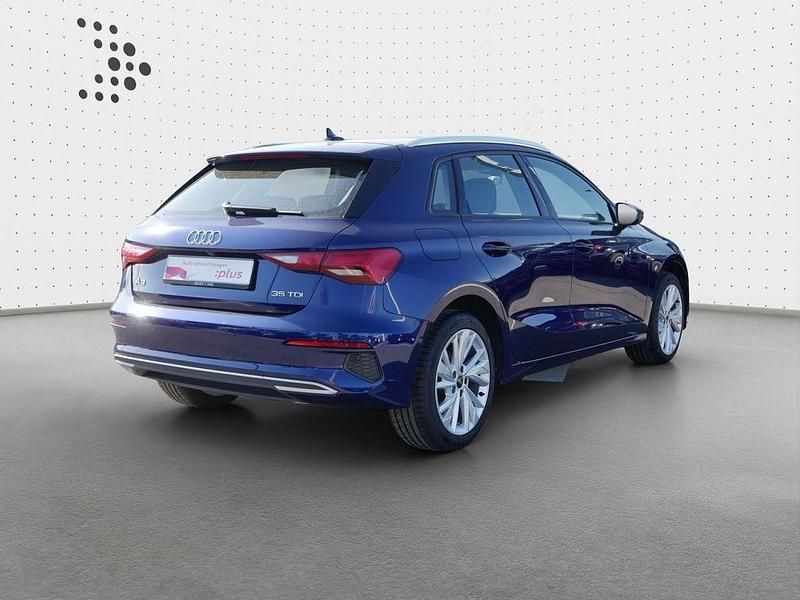 Gebraucht Audi A3 Advanced Plus 150 PS (110 kW) 2023 Navarrablau metallic Limousine