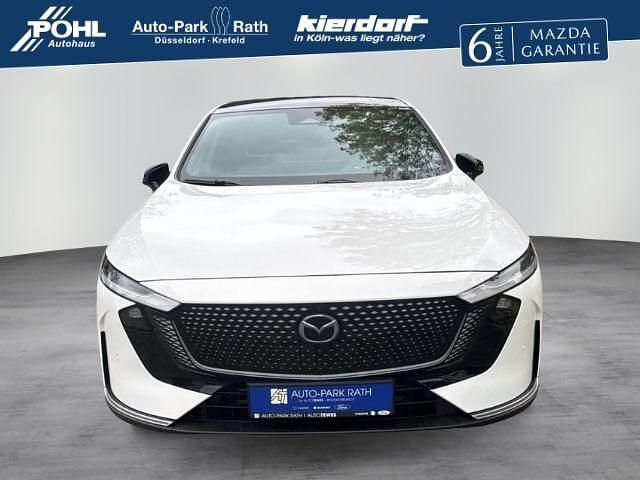 Neu Mazda 6e Takumi-Line 189 kW (258 PS) 2025 Crystal white pearl (weiss) Limousine