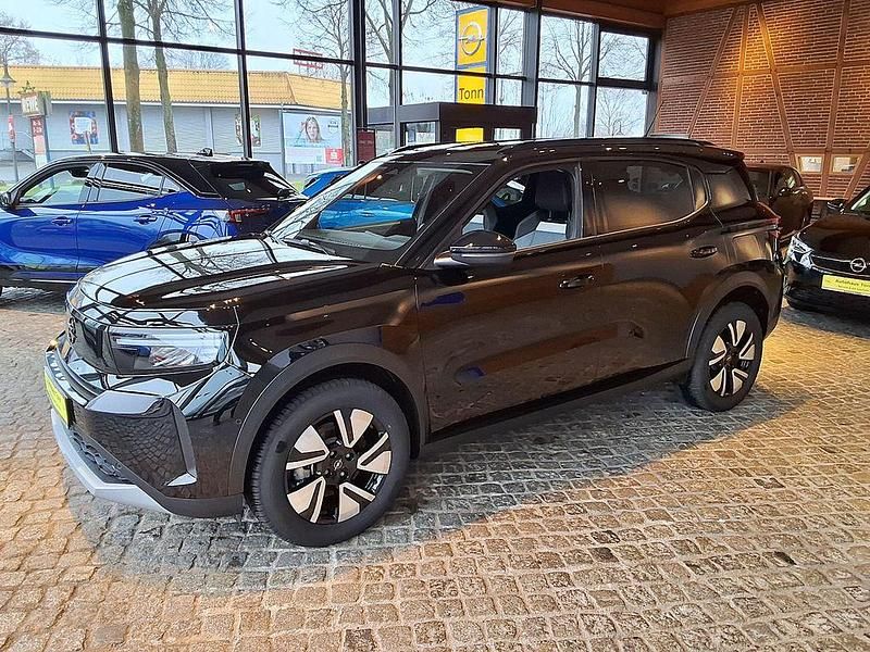 Neu Opel Frontera 83 kW (113 PS) 2025 Schwarz SUV