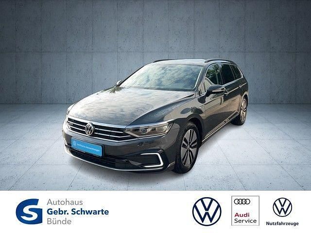 Grau Gebraucht 2020 VW Passat GTE Limousine | 23.640 € (Fairer Preis) - Bild 1/4