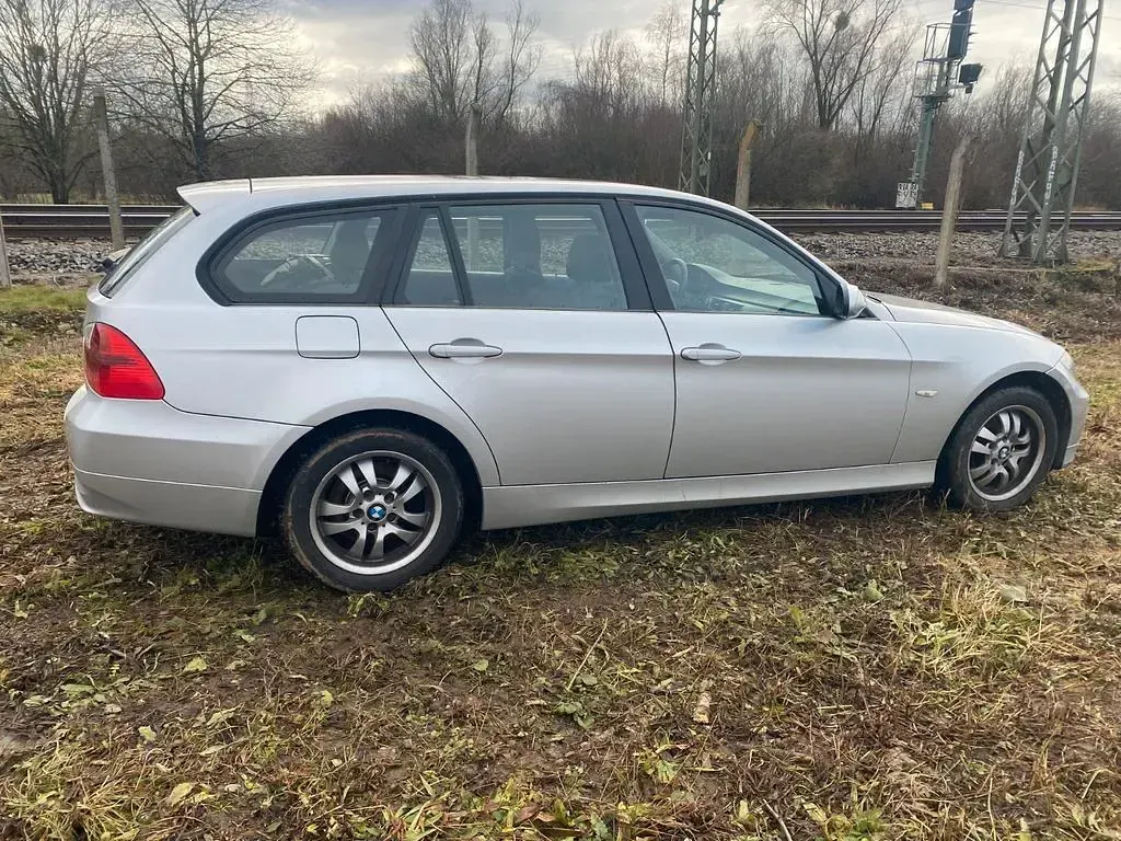 Usata BMW 320 163 CV (119 kW) 2006 Argento Station wagon