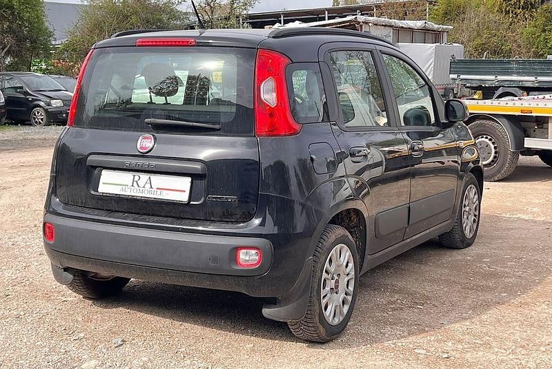 Gebraucht Fiat Panda Lounge 75 PS (55 kW) 2012 Kleinwagen