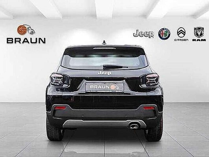 Gebraucht Jeep Avenger Altitude 101 PS (74 kW) 2025 Volcano black SUV