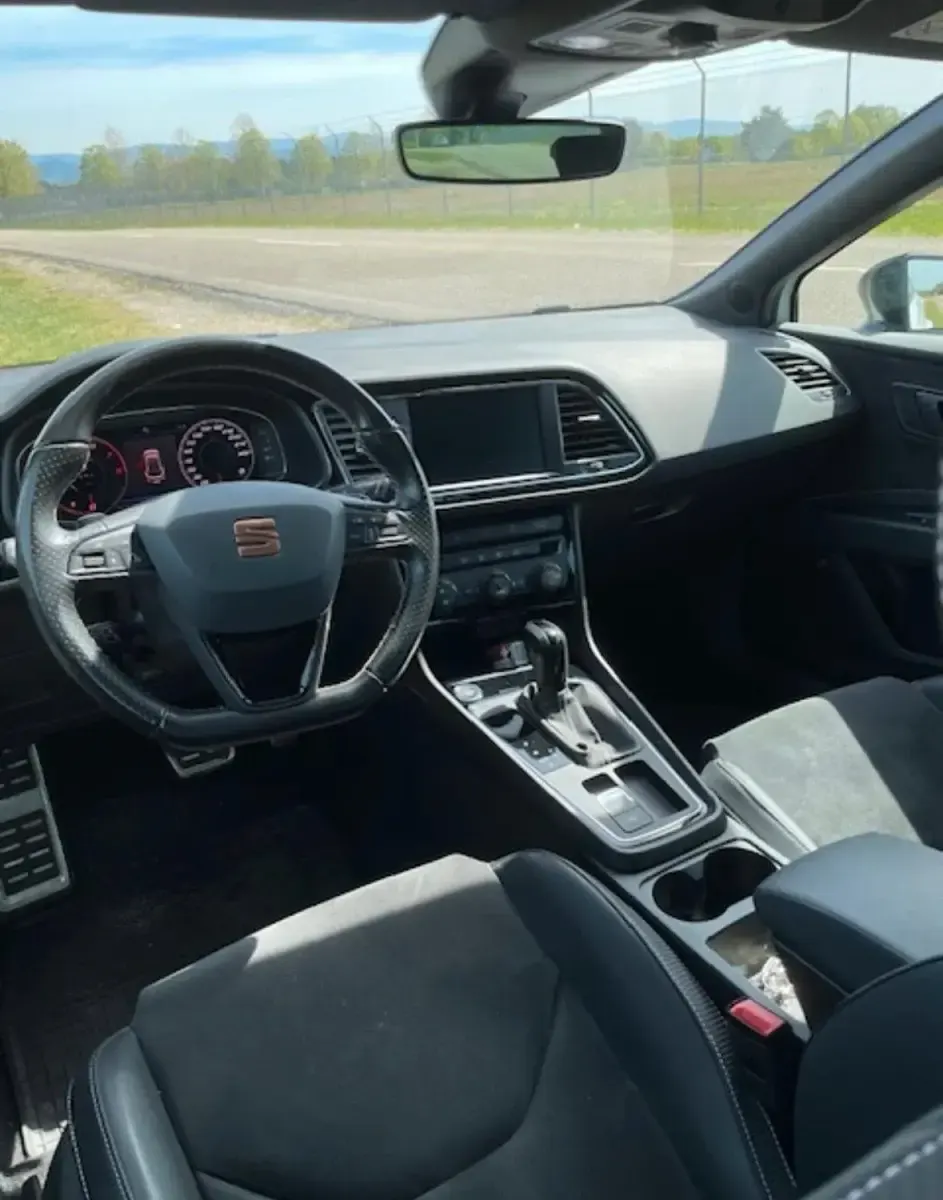 Gebraucht Seat Leon ST CUPRA 300 PS (220 kW) 2019 Weiß Kombi