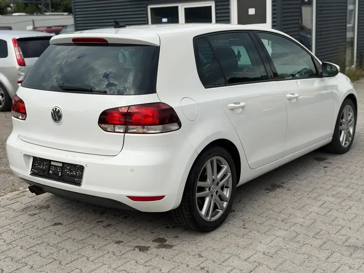 Gebraucht VW Golf VI Highline 160 PS (117 kW) 2009 Weiß Limousine