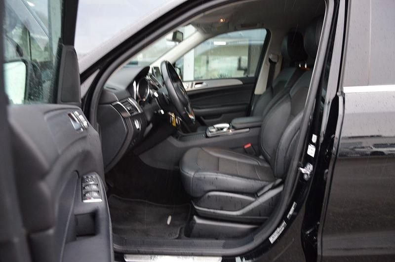 Gebraucht Mercedes GLE250 204 PS (150 kW) 2018 Schwarz SUV