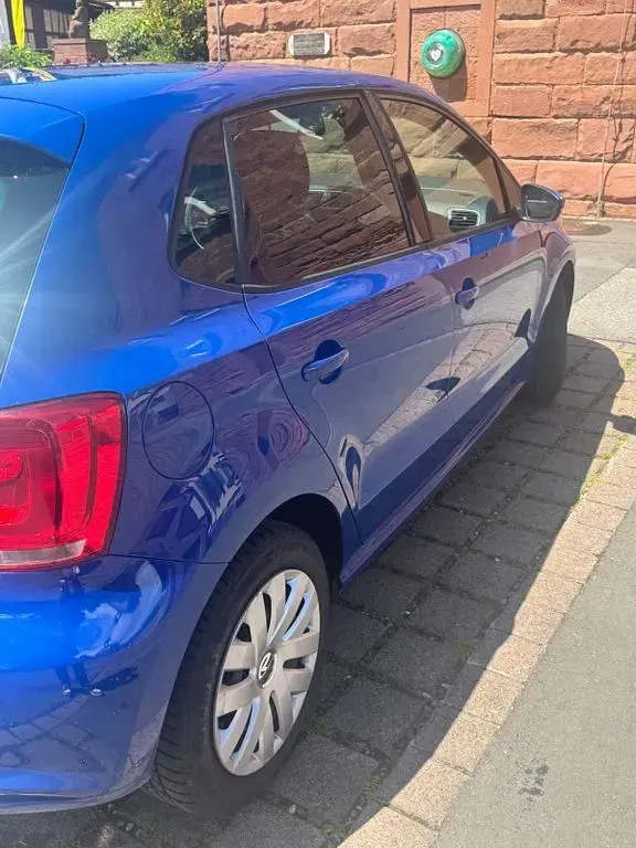 Gebraucht VW Polo 105 PS (77 kW) 2011 Blau Kleinwagen