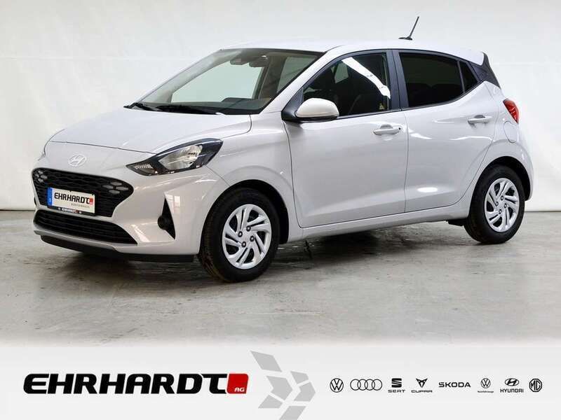 Grau Gebraucht 2023 Hyundai i10 Select Kleinwagen | 15.450 € (Fairer Preis) - Bild 1/4