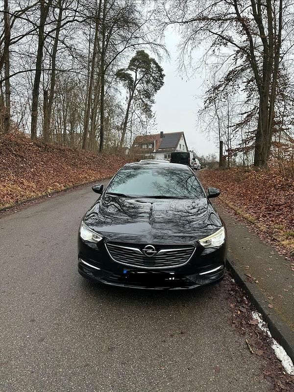 Gebraucht Opel Insignia Sport 140 PS (102 kW) 2018 Schwarz Limousine