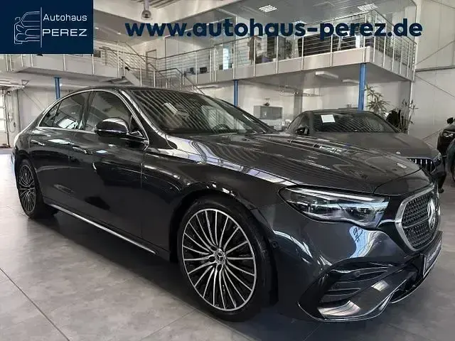 Gebraucht Mercedes E450 Premium 381 PS (280 kW) 2024 Limousine