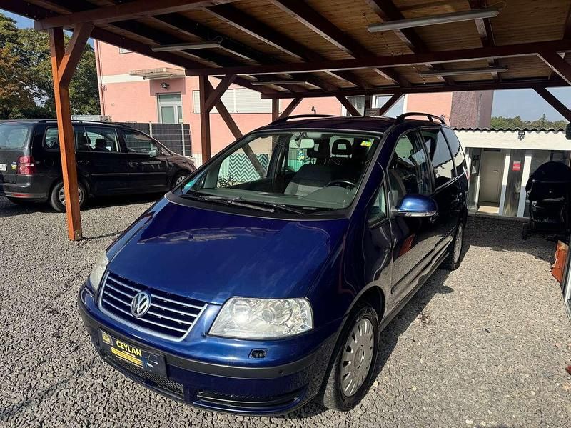Shadowblue metallic Gebraucht 2005 VW Sharan Trendline Van / Kleinbus | 2.999 € (Fairer Preis) - Bild 1/4