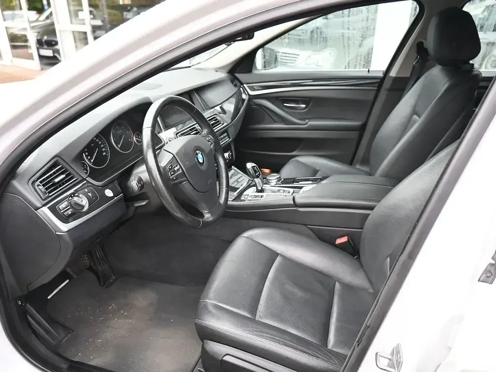 Gebraucht BMW 520 Performance 190 PS (139 kW) 2016 Weiß Kombi