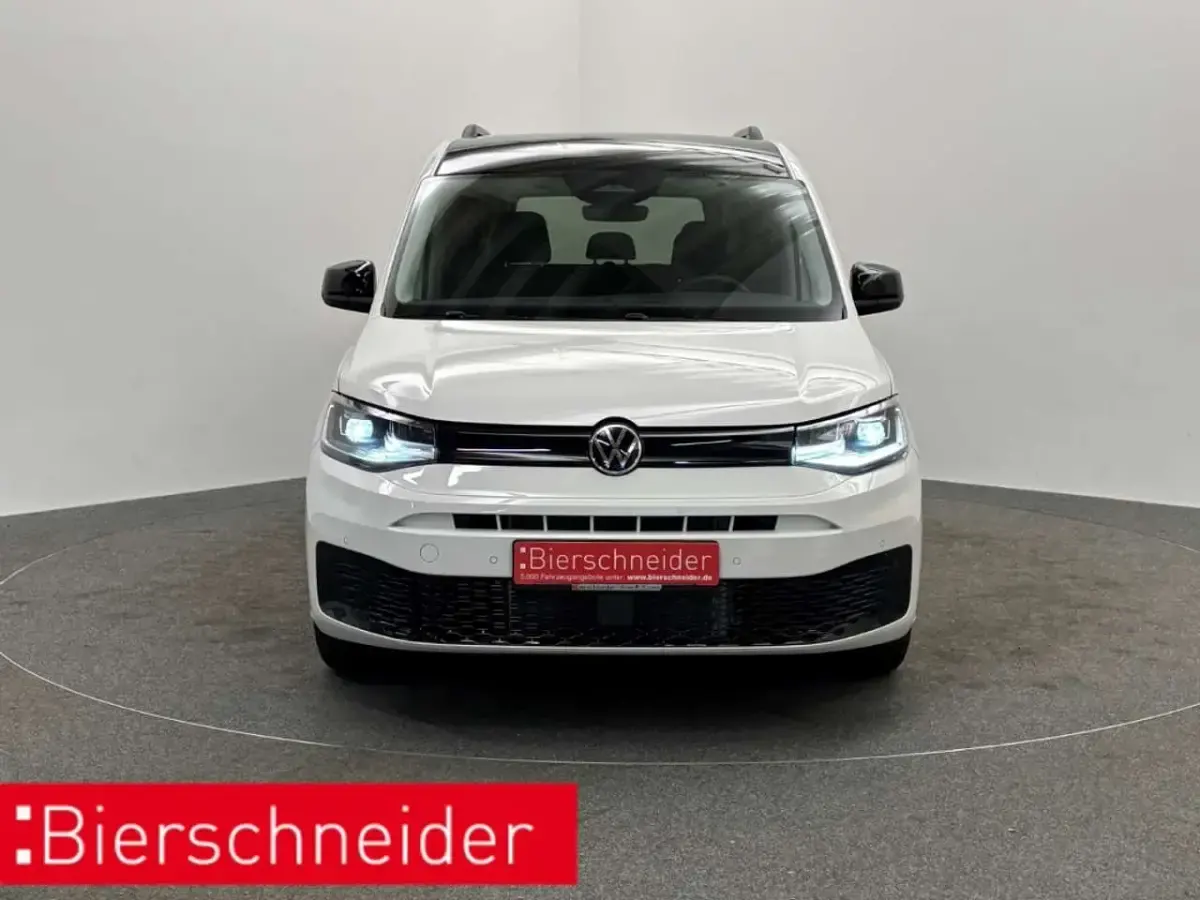 Neu VW Caddy California 116 PS (85 kW) 2026 Candyweiß dach in schwarz Van / Kleinbus