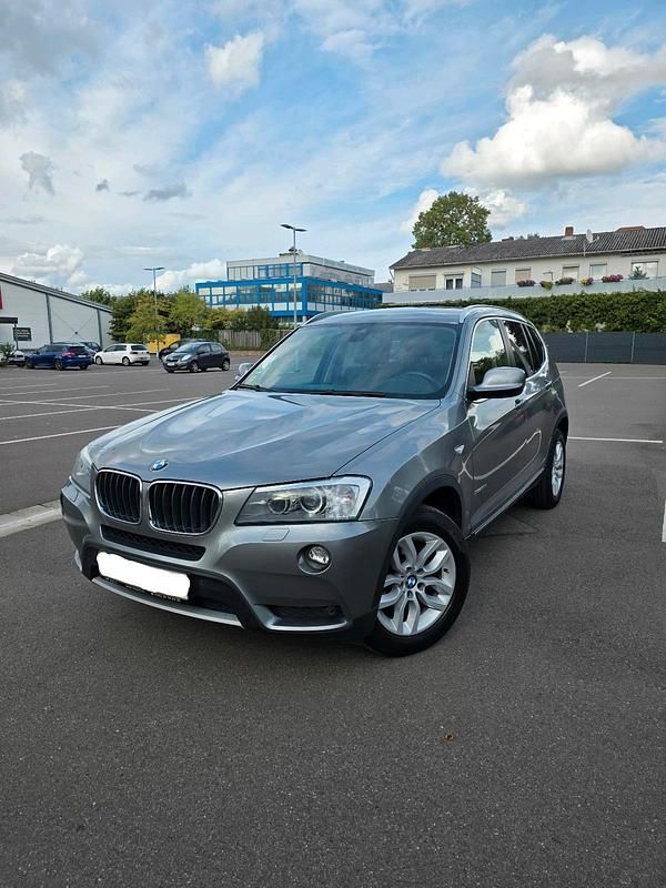 Grau Gebraucht 2013 BMW X3 SUV | 12.900 € (Guter Preis) - Bild 1/4