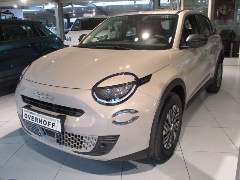 Gebraucht Fiat 600 101 PS (74 kW) 2025 Beige SUV