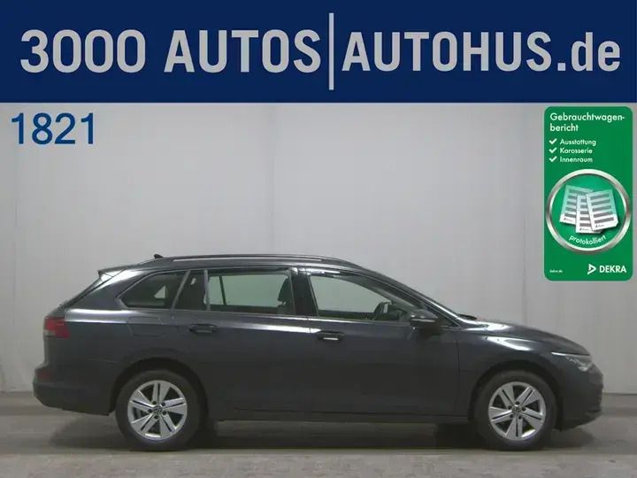 Grau Gebraucht 2023 VW Golf VIII Move Limousine | 26.980 € (Fairer Preis) - Bild 1/4