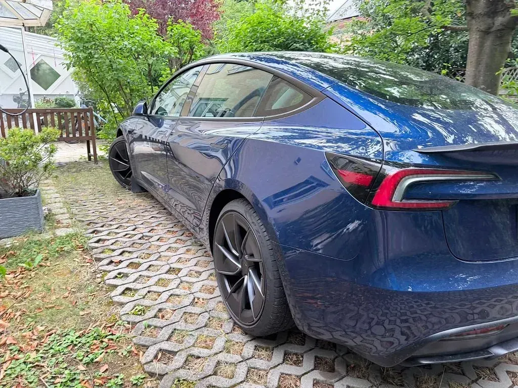 Gebraucht Tesla Model 3 Performance 461 kW (627 PS) 2024 Blau Limousine