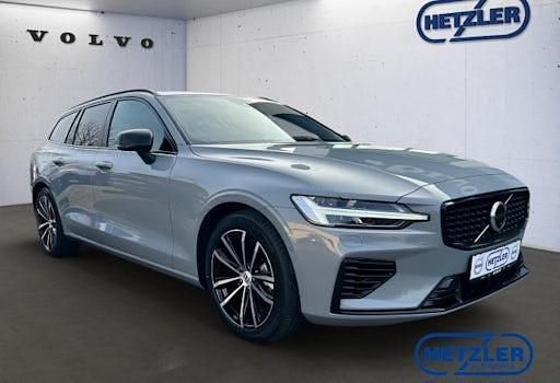 Neu Volvo V60 Plus 455 PS (334 kW) 2025 Grau Kombi