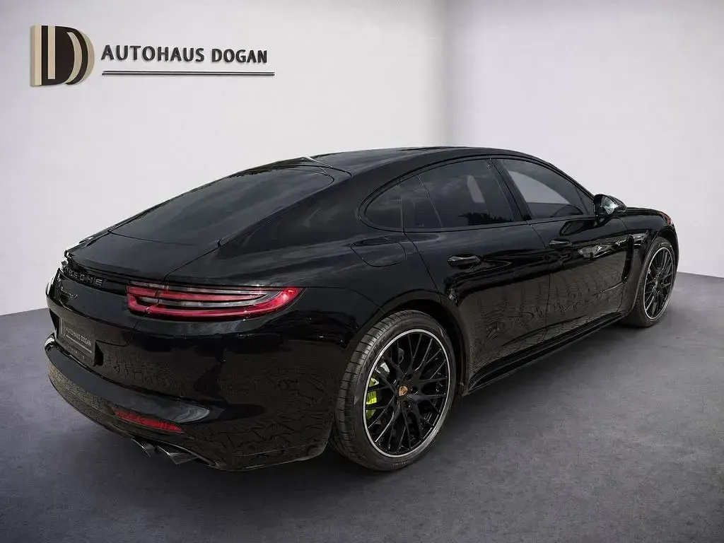 Gebraucht Porsche Panamera 4 Sport 462 PS (339 kW) 2019 Schwarz Kleinwagen