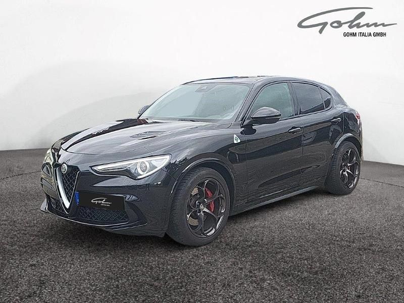 Schwarz Gebraucht 2019 Alfa Romeo Stelvio Quadrifoglio SUV | 44.400 € (Superpreis) - Bild 1/4