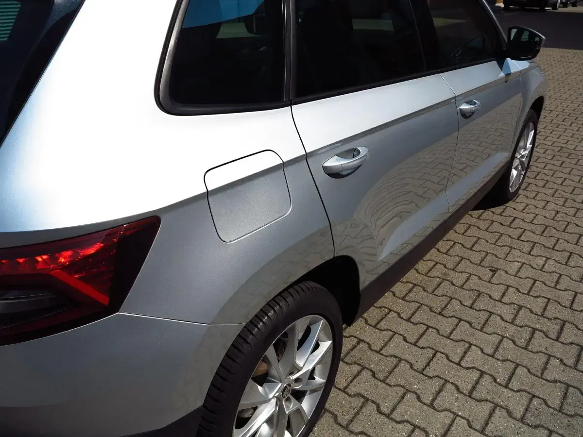 Gebraucht Skoda Karoq Style 116 PS (85 kW) 2020 Silber SUV