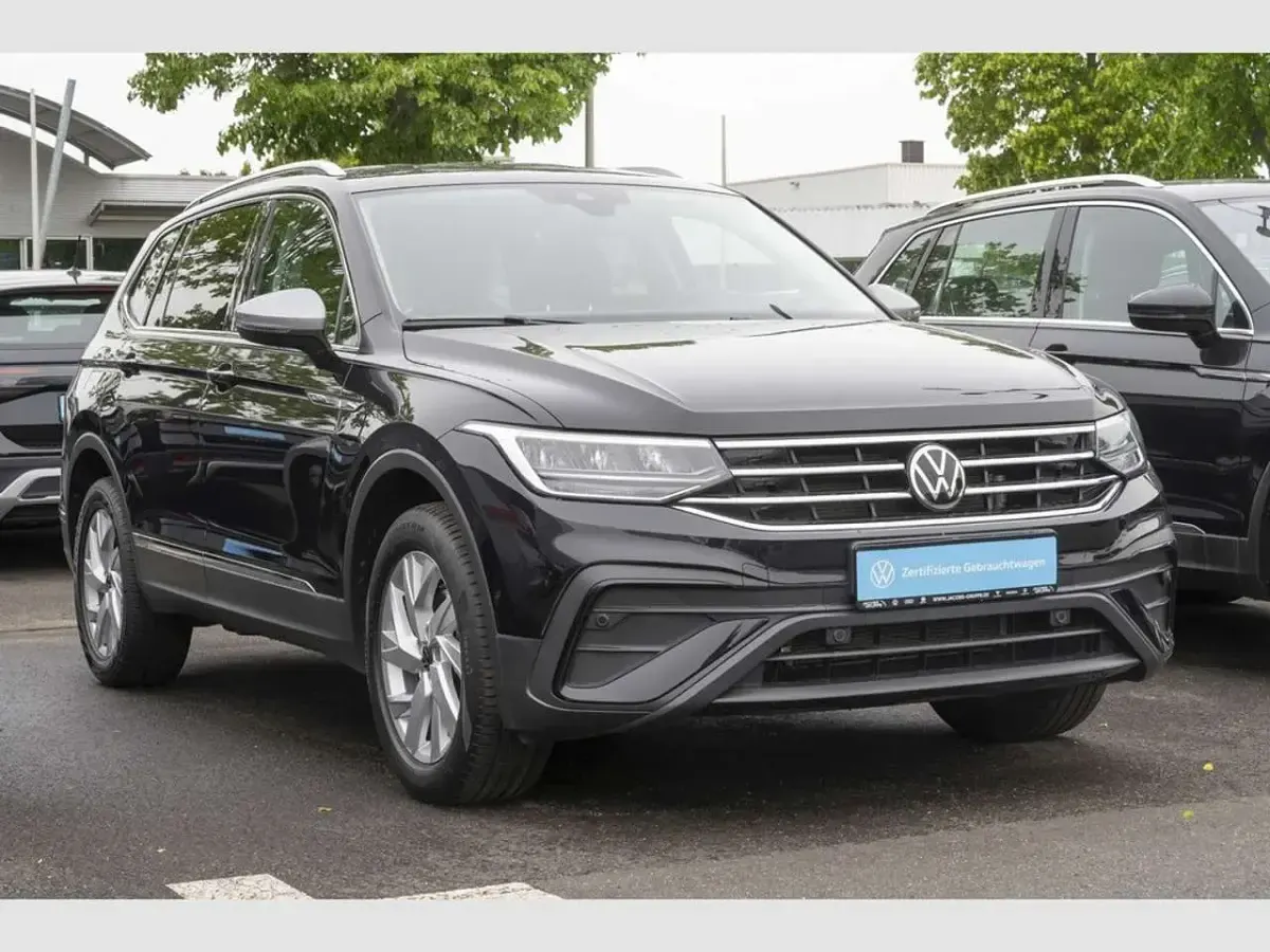 Gebraucht VW Tiguan Business 150 PS (110 kW) 2022 Schwarz SUV