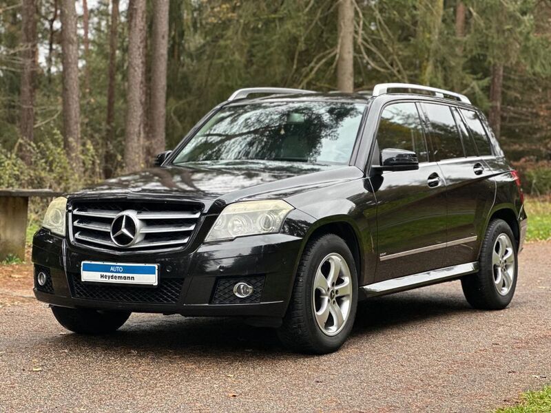Schwarz Gebraucht 2008 Mercedes GLK320 SUV | 7.990 € (Etwas zu teuer) - Bild 1/4