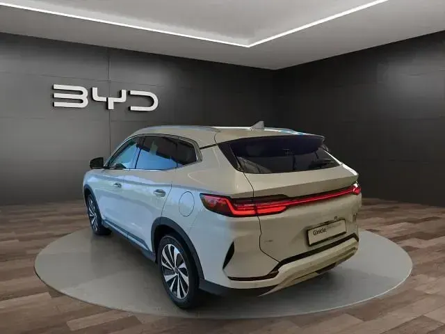 Gebraucht BYD Seal U Design 324 PS (238 kW) 2025 Beige SUV