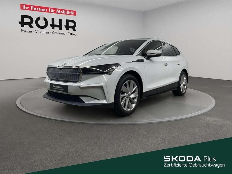 Moon weiß metallic Gebraucht 2022 Skoda Enyaq iV SUV | 34.930 € (Fairer Preis) - Bild 1/4