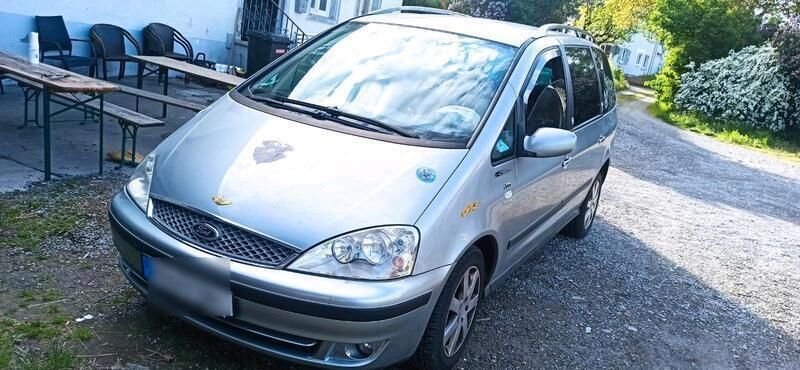 Silber Gebraucht 2005 Ford Galaxy Van / Kleinbus | 2.434 € - Bild 1/4