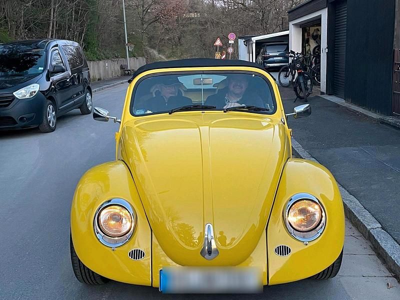 Gelb Gebraucht 1974 VW Käfer Cabrio | 7.600 € - Bild 1/4